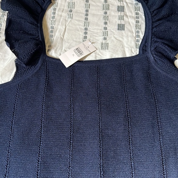 Navy blue sleeveless knit top, brand new with tag. - Picture 4 of 4